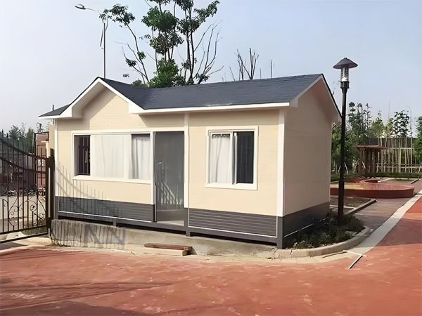 金属雕花房屋
